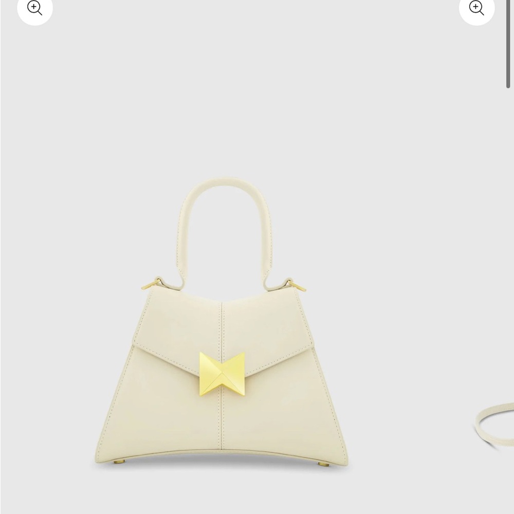 MAC DUGGAL White Angular Small Leather Handbag With Gold Hardware